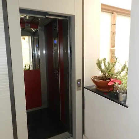 Apartment Antica Dimora Catalana Palermo